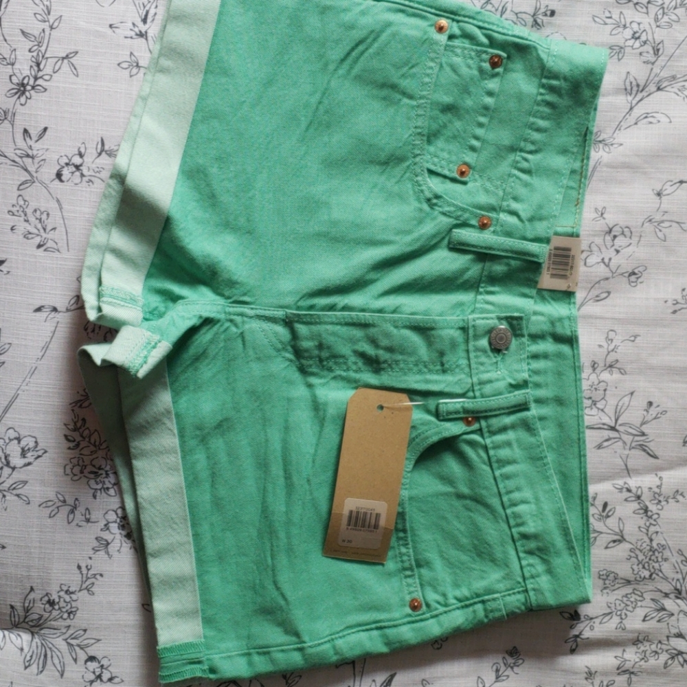 Levis Jean's shorts